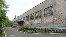 Входная группа Школа № 73.  Ворошилова,  17